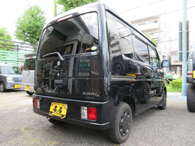 Suzuki Every 8