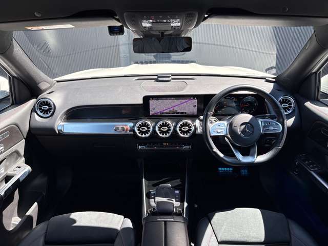 Mercedes-Benz GLB 5