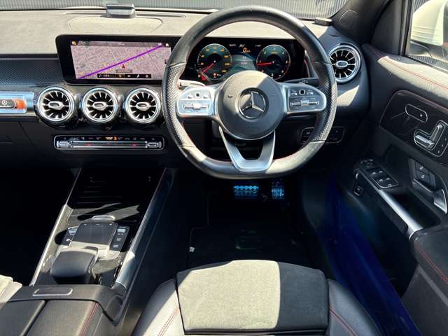 Mercedes-Benz GLB 6