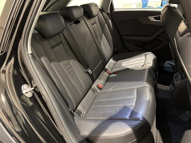 Audi A4 Allroad Quattro 5