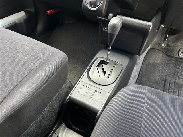 Toyota Probox Van 11