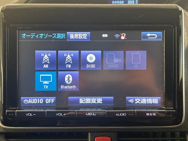 Toyota Noah 9