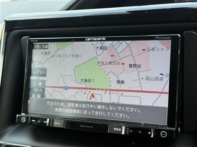 Toyota Noah 3