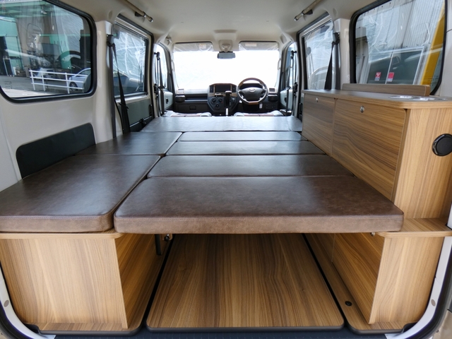Toyota Town Ace Van 2