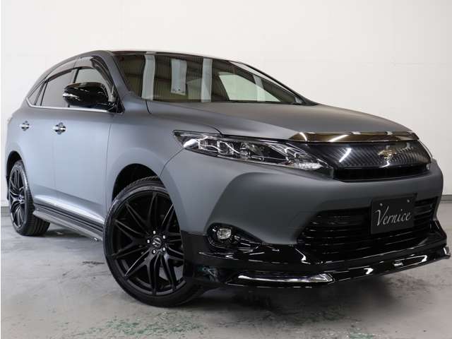 Toyota Harrier 5