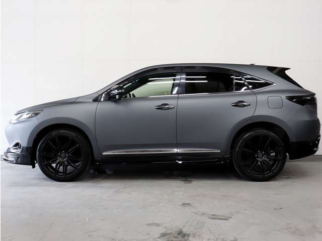 Toyota Harrier 9
