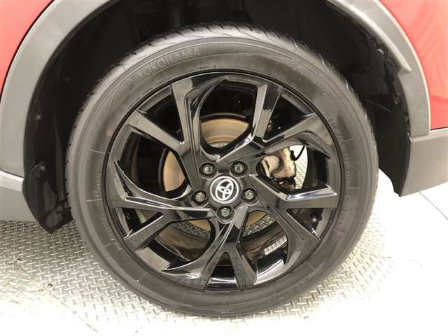 Toyota C-HR 11