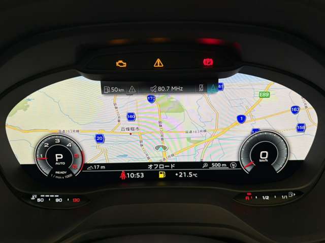 Audi Q2 11
