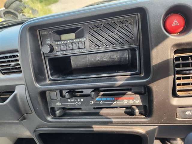 Daihatsu Hijet Truck 9