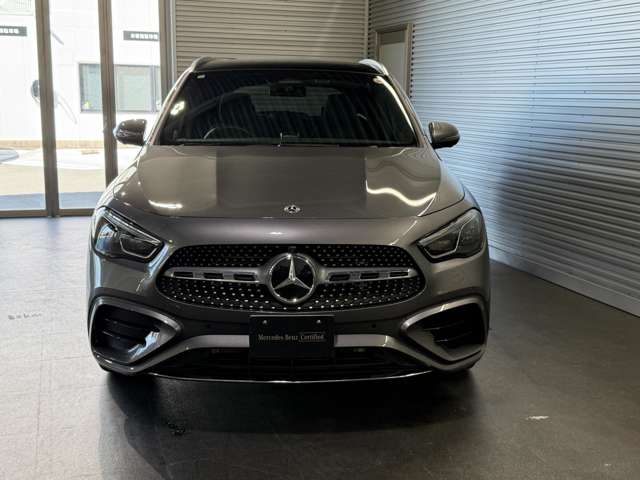 Mercedes-Benz GLA-Class 4
