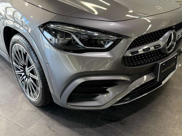 Mercedes-Benz GLA-Class 6