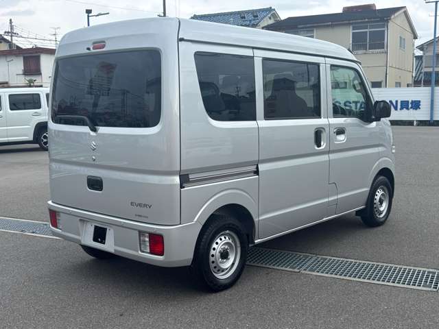 Suzuki Every 6