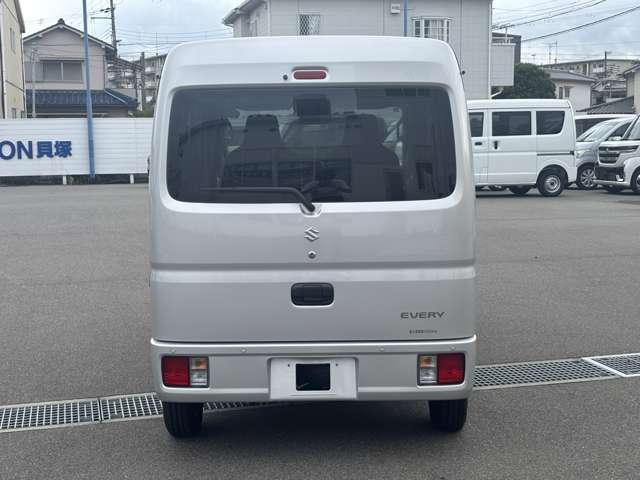 Suzuki Every 7