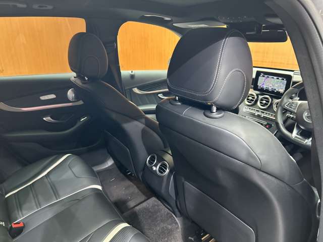Mercedes-Benz GLC 8