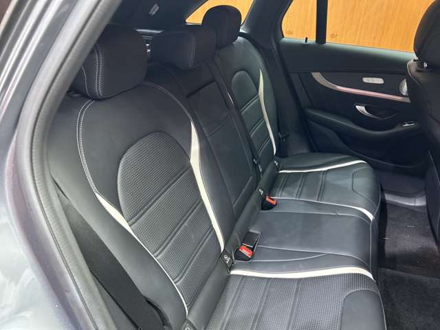 Mercedes-Benz GLC 9
