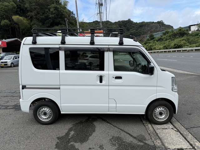 Nissan NV100 Clipper 11