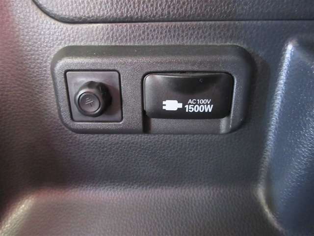 Toyota Voxy 11