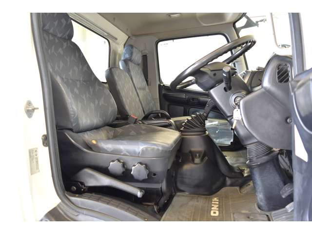 Hino Ranger 12