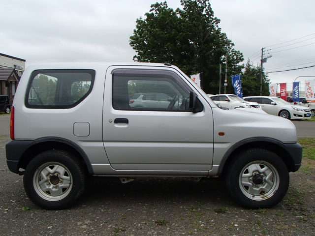 Suzuki Jimny 8