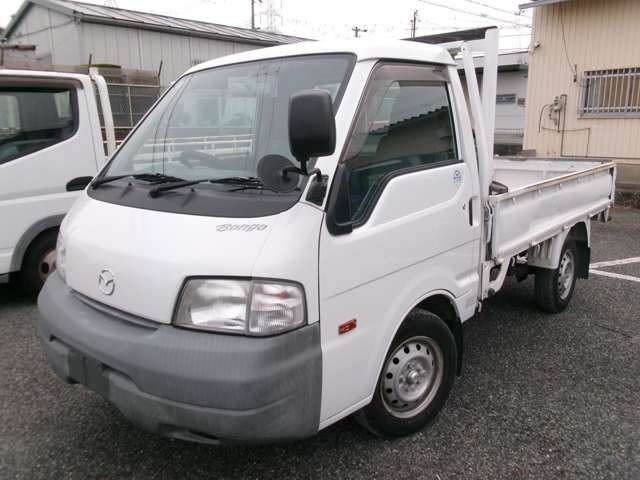 Mazda Bongo Truck 3