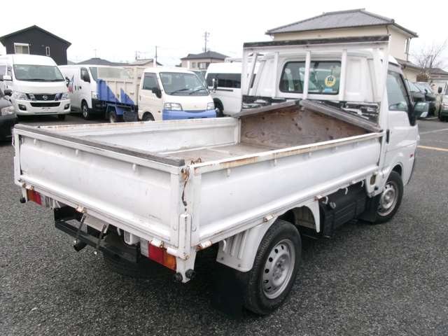 Mazda Bongo Truck 4