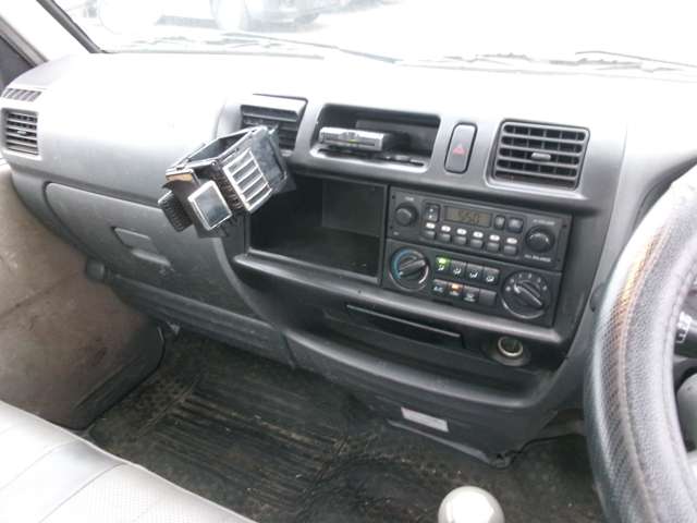 Mazda Bongo Truck 10