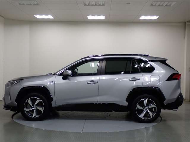 Toyota RAV4 PHV 3