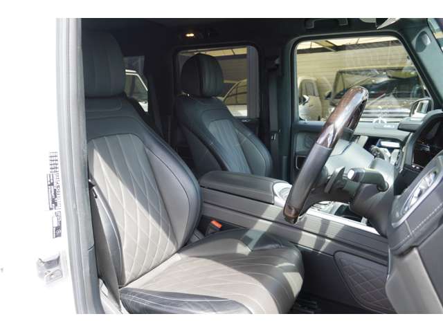 Mercedes-Benz G-Class 12
