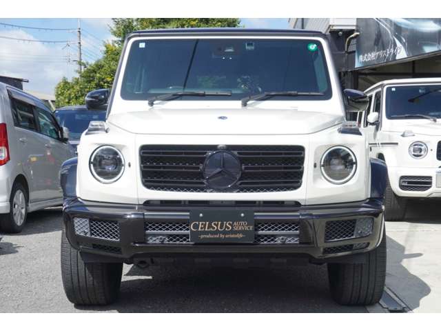 Mercedes-Benz G-Class 2