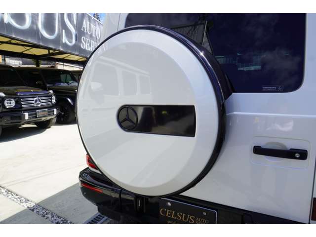 Mercedes-Benz G-Class 9