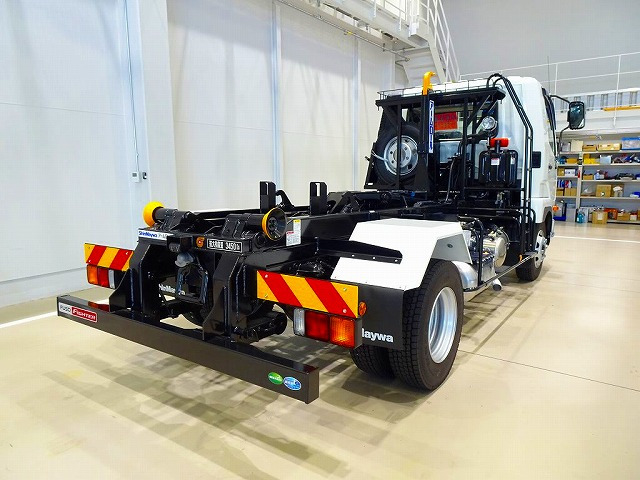 Mitsubishi Fuso Fighter 2