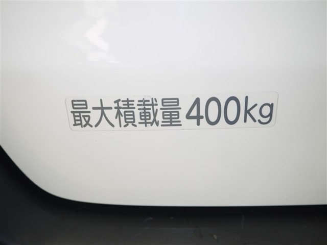 Toyota Succeed Van 7