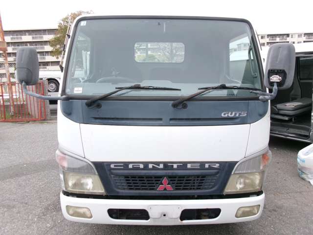 Mitsubishi Fuso Canter 2