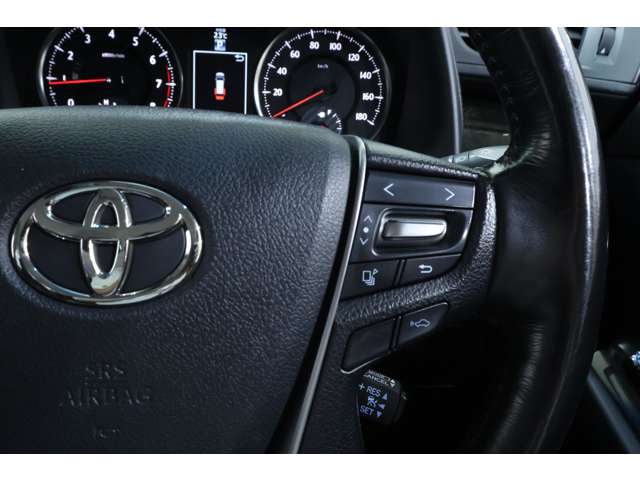 Toyota Alphard 8
