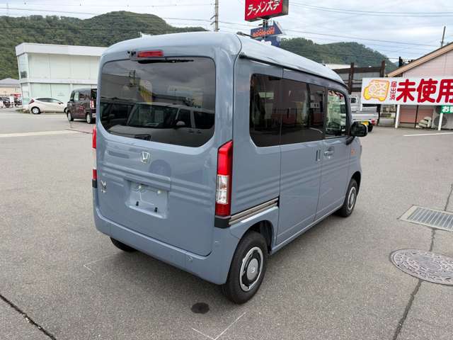 Honda N-VAN 12