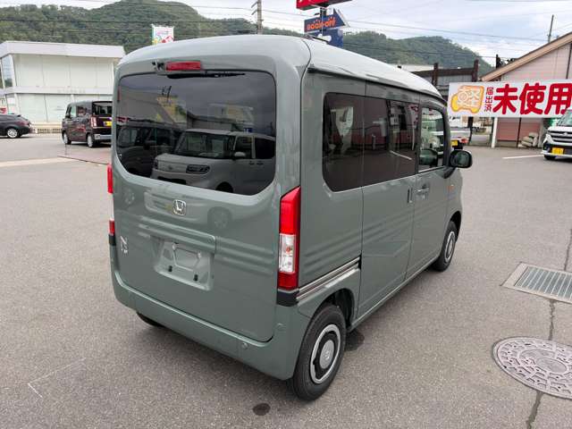 Honda N-VAN 11