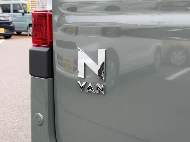 Honda N-VAN 12