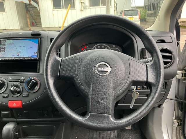 Nissan AD 11