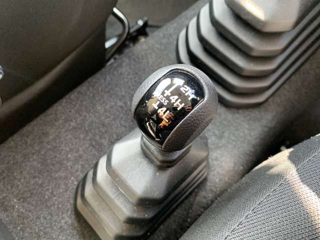 Suzuki Jimny Sierra 8