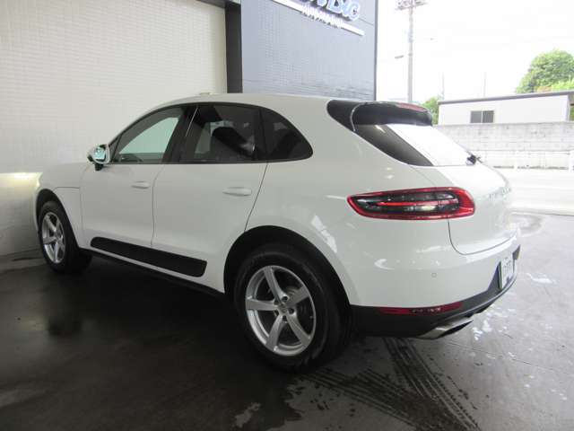 Porsche Macan 5