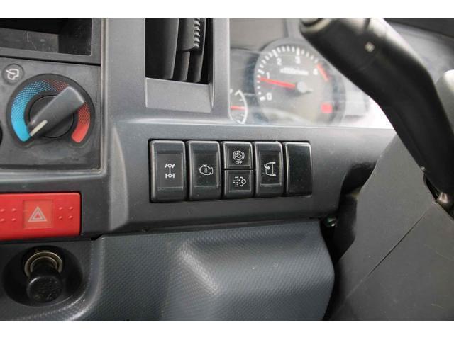 Isuzu Elf 11