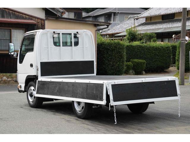 Isuzu Elf 6