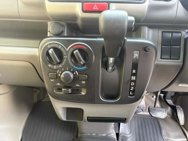 Suzuki Every 11
