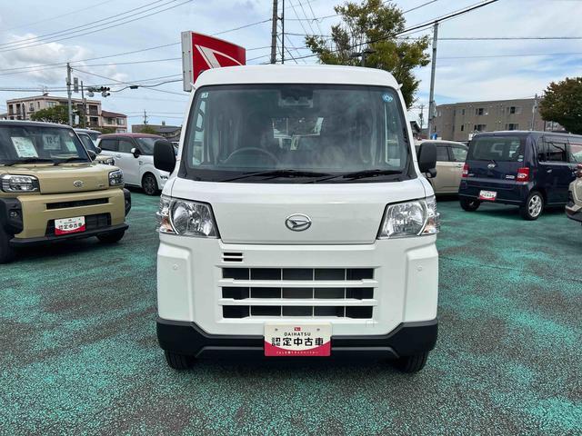 Daihatsu Hijet Cargo 2