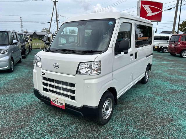 Daihatsu Hijet Cargo 9