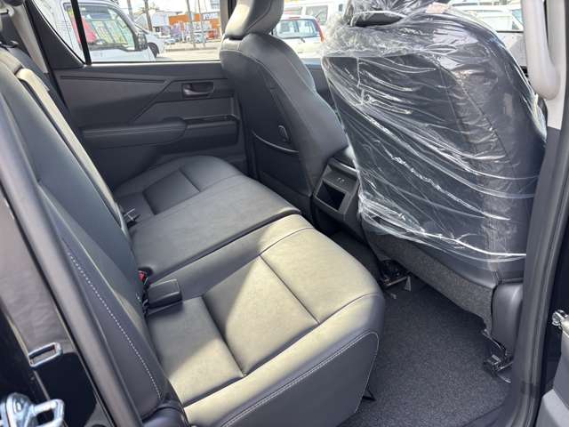 Toyota Hilux 8