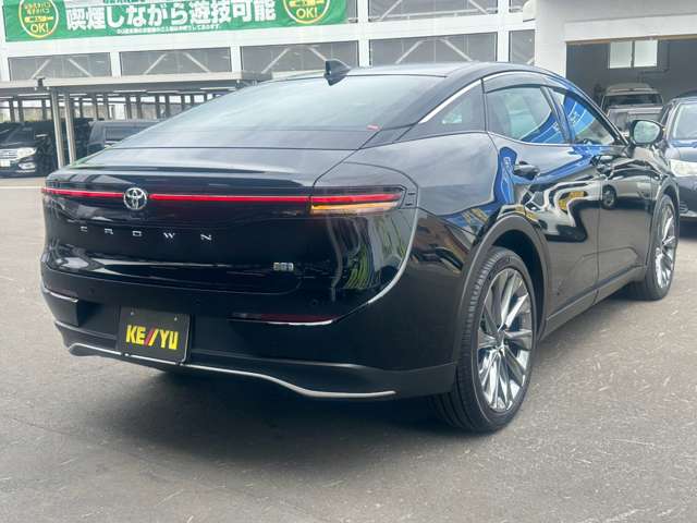 Toyota Crown Crossover 3