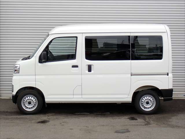 Daihatsu Hijet Cargo 3