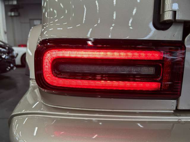 Mercedes-Benz G-Class 11