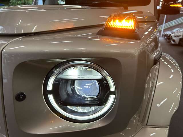 Mercedes-Benz G-Class 8